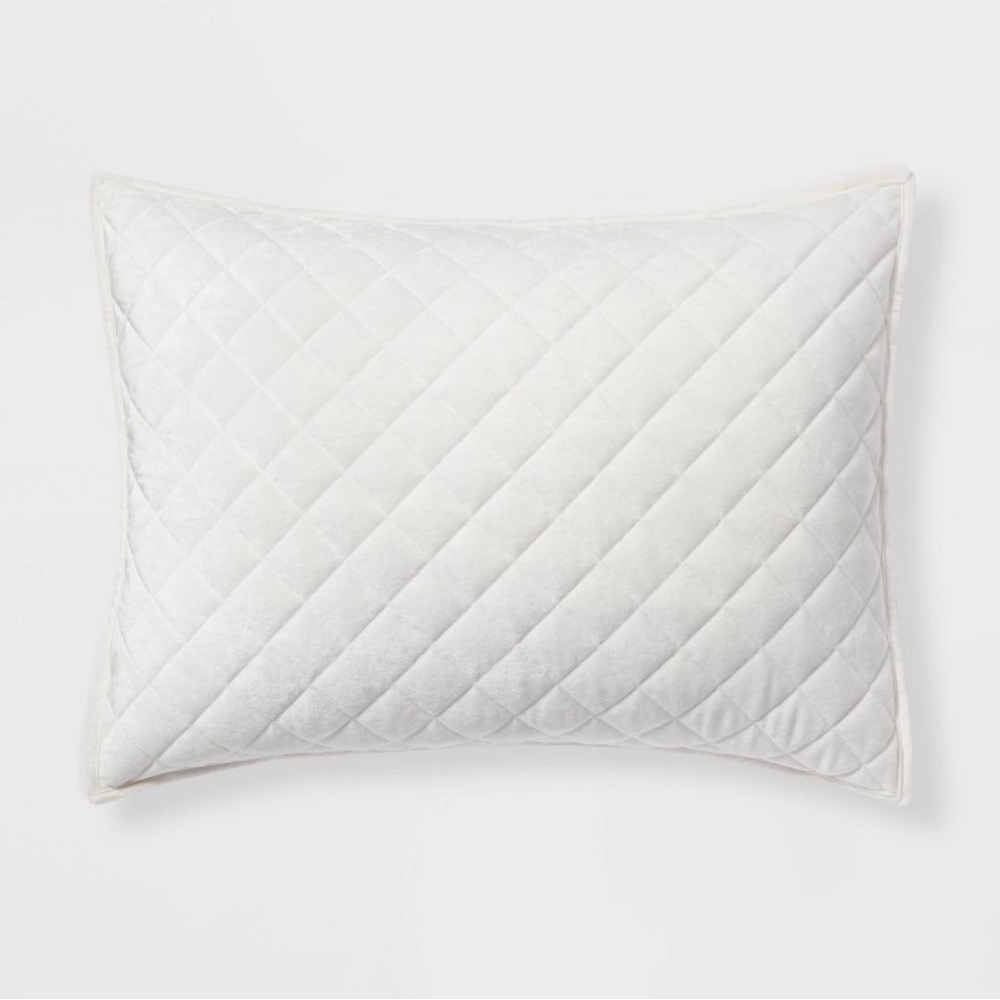 NWT* Standard Threshold Flannel Diamond Stitch Sham- Cream